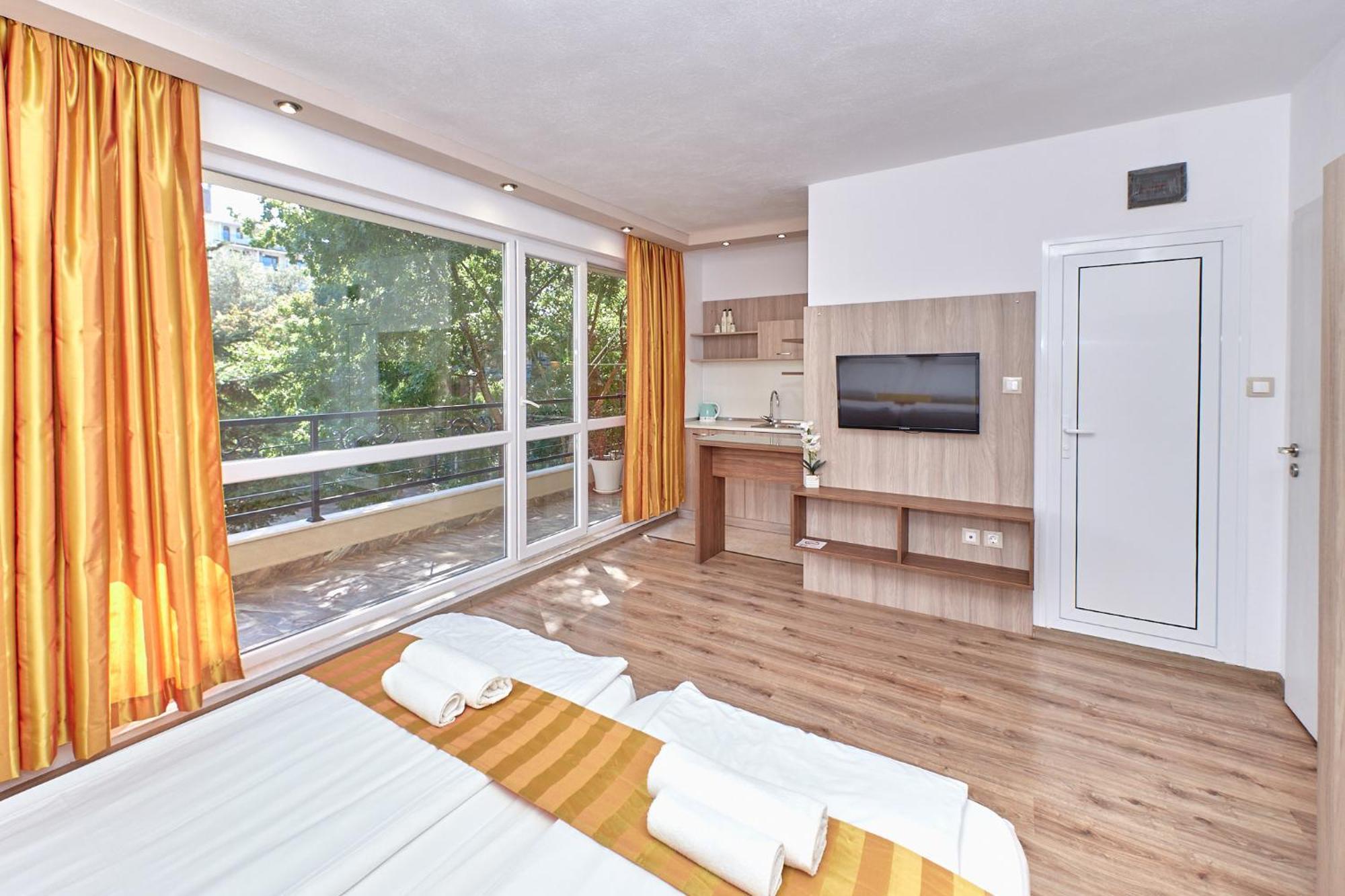 Relax Larrisa Studio Приморско Экстерьер фото
